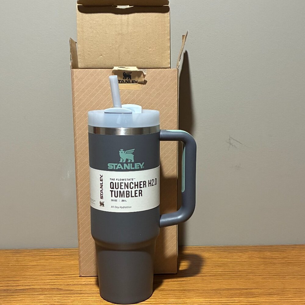 Stanley 30 Oz Quencher H2O Dark Gray Tumbler - New in Box